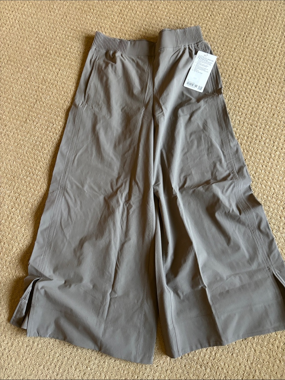 lululemon athletica Wide-Leg Pants in Taupe Gray